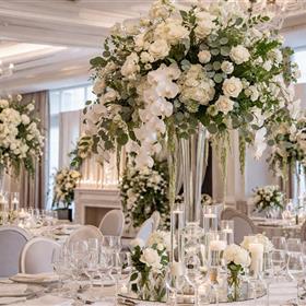 fwthumbElegant floral banquet reception setting.jpg